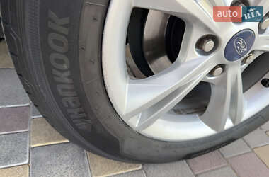 Седан Ford Focus 2012 в 
