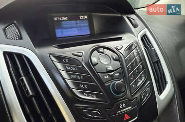Седан Ford Focus 2012 в 