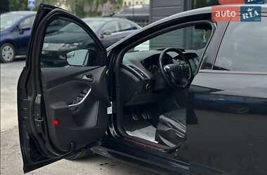 Хэтчбек Ford Focus 2014 в 
