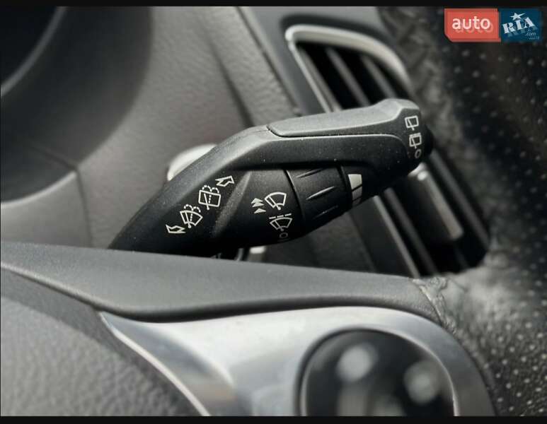 Хэтчбек Ford Focus 2014 в Шептицькому