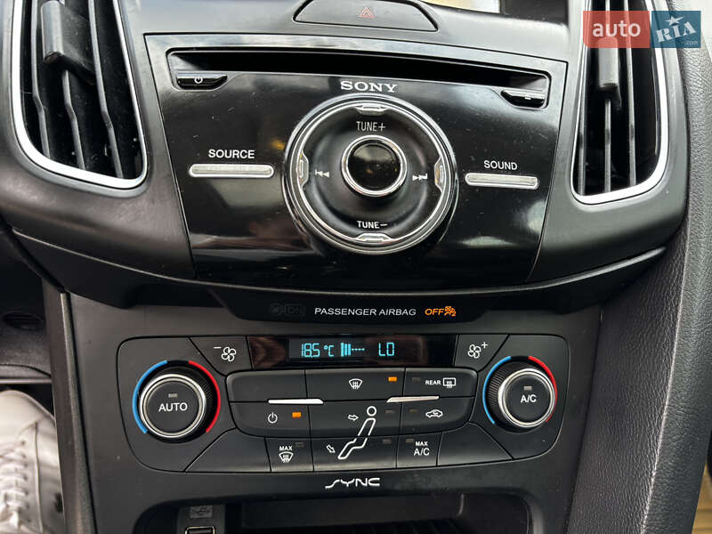 Седан Ford Focus 2016 в Стрию