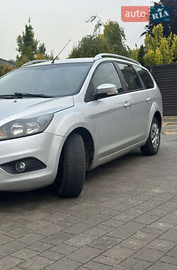 Ford Focus 2010 Ford Focus 2010