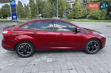 Седан Ford Focus 2013 в 