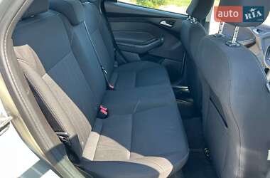 Седан Ford Focus 2016 в 