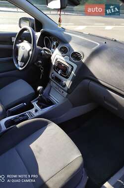 Универсал Ford Focus 2010 в 