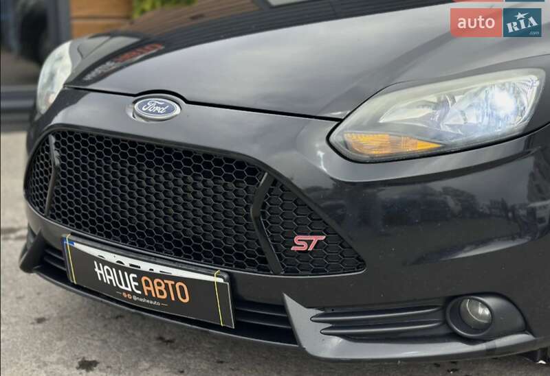 Хэтчбек Ford Focus 2014 в Шептицькому