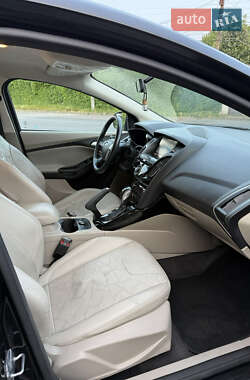 Хэтчбек Ford Focus 2014 в 