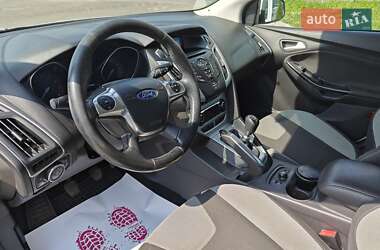 Хэтчбек Ford Focus 2013 в 