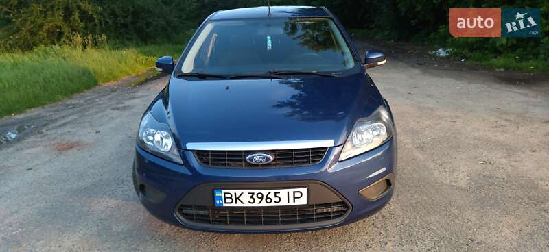 Универсал Ford Focus 2008 в Дубно