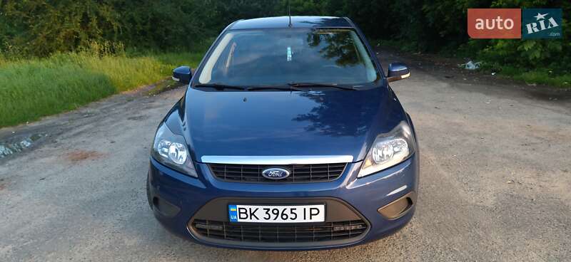 Универсал Ford Focus 2008 в Дубно