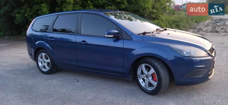 Универсал Ford Focus 2008 в Дубно