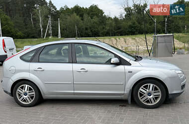 Хэтчбек Ford Focus 2007 в 