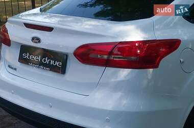 Седан Ford Focus 2018 в 