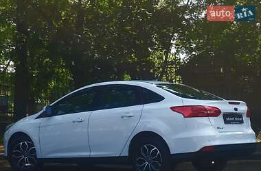 Седан Ford Focus 2018 в 
