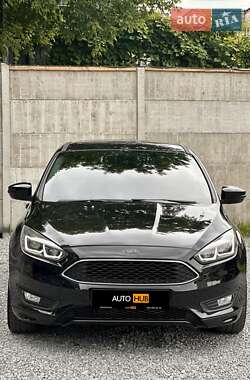 Седан Ford Focus 2013 в 