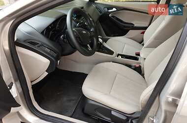 Седан Ford Focus 2016 в 