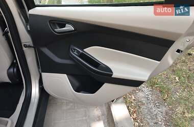 Седан Ford Focus 2016 в 