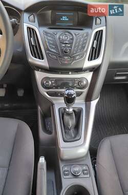 Универсал Ford Focus 2013 в 