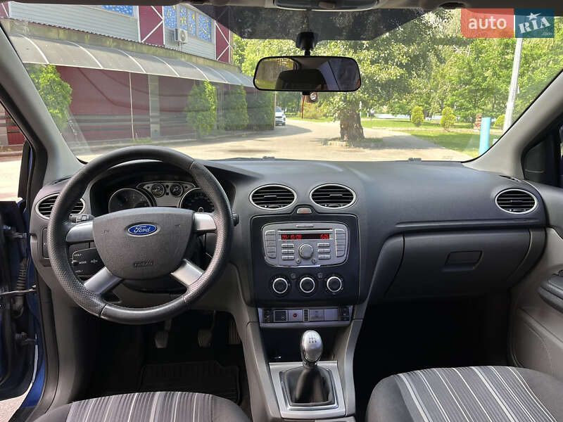 Седан Ford Focus 2008 в Киеве
