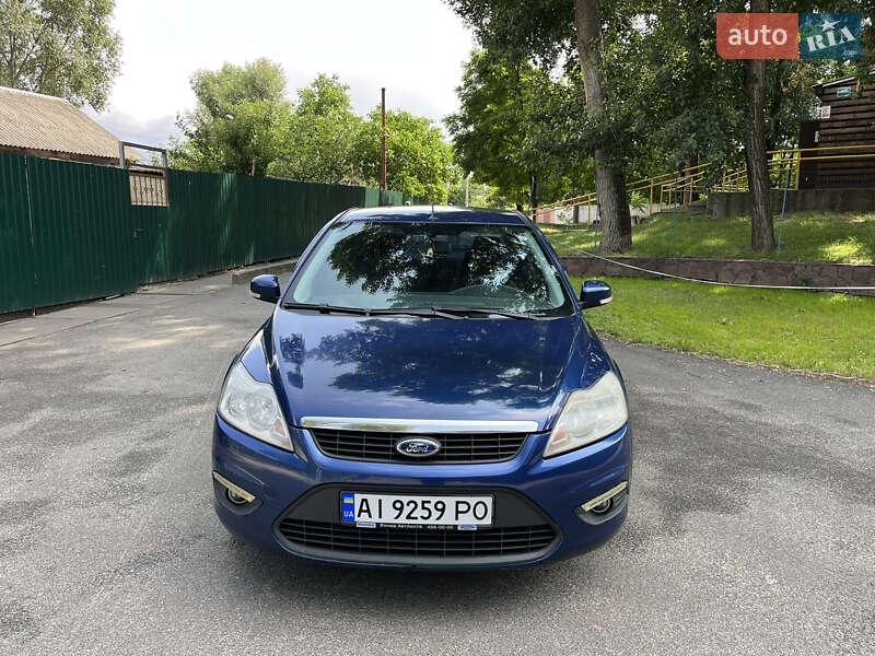 Седан Ford Focus 2008 в Киеве