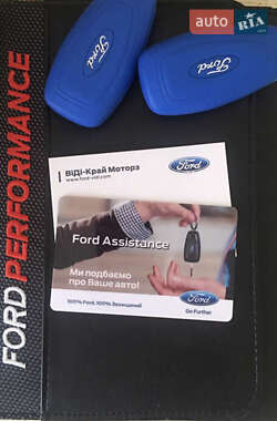 Хэтчбек Ford Focus 2016 в 