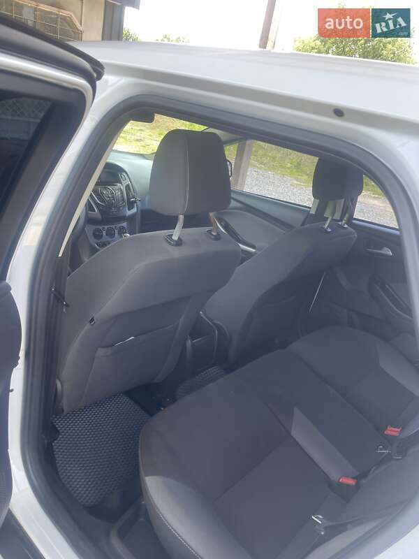 Универсал Ford Focus 2012 в Мукачево фото 8 Универсал Ford Focus 2012 в Мукачево