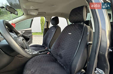 Седан Ford Focus 2017 в 