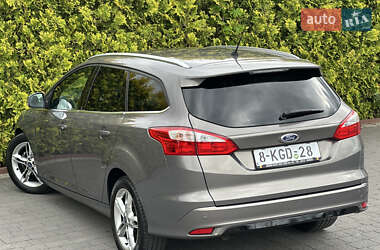Универсал Ford Focus 2013 в 
