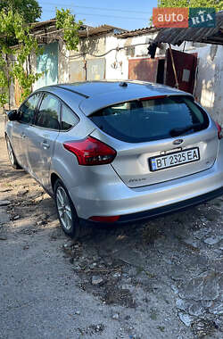 Хэтчбек Ford Focus 2018 в 