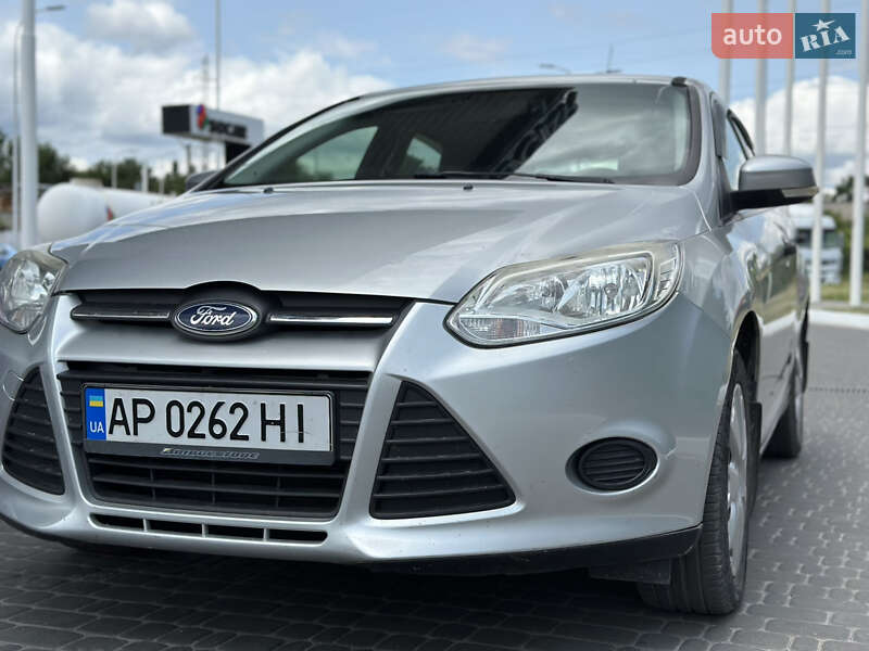 Хэтчбек Ford Focus 2012 в Днепре