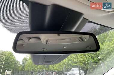 Хэтчбек Ford Focus 2012 в 