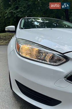 Седан Ford Focus 2016 в 
