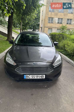 Хэтчбек Ford Focus 2015 в 