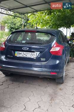 Хэтчбек Ford Focus 2013 в 