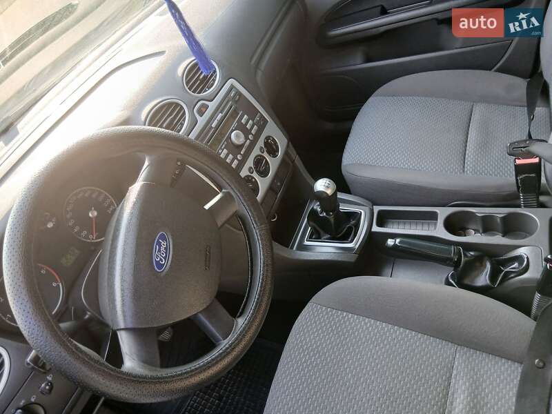 Універсал Ford Focus 2006 в Івано-Франківську