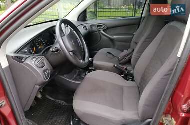 Седан Ford Focus 2003 в 