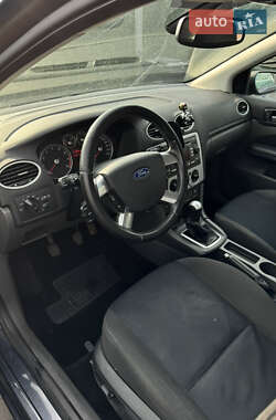 Хэтчбек Ford Focus 2007 в 