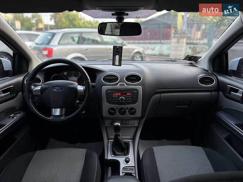 Хэтчбек Ford Focus 2010 в Чернигове