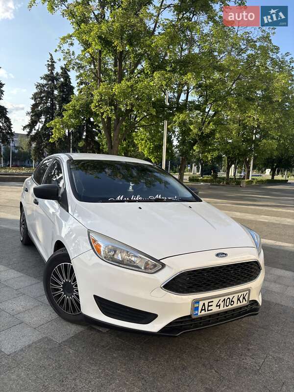 Седан Ford Focus 2018 в 
