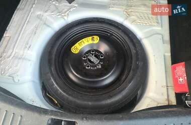 Хэтчбек Ford Focus 2005 в 