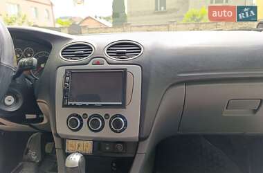 Хэтчбек Ford Focus 2007 в 