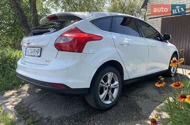 Хэтчбек Ford Focus 2013 в 