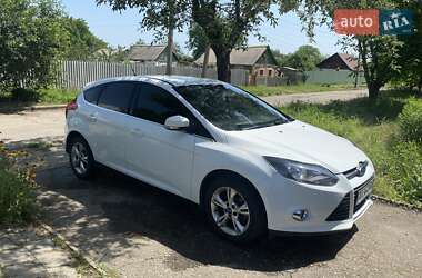 Хэтчбек Ford Focus 2013 в 
