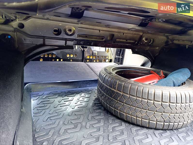 Седан Ford Focus 2006 в Знаменке