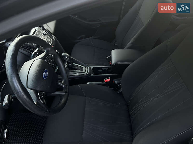 Седан Ford Focus 2016 в Бучаче