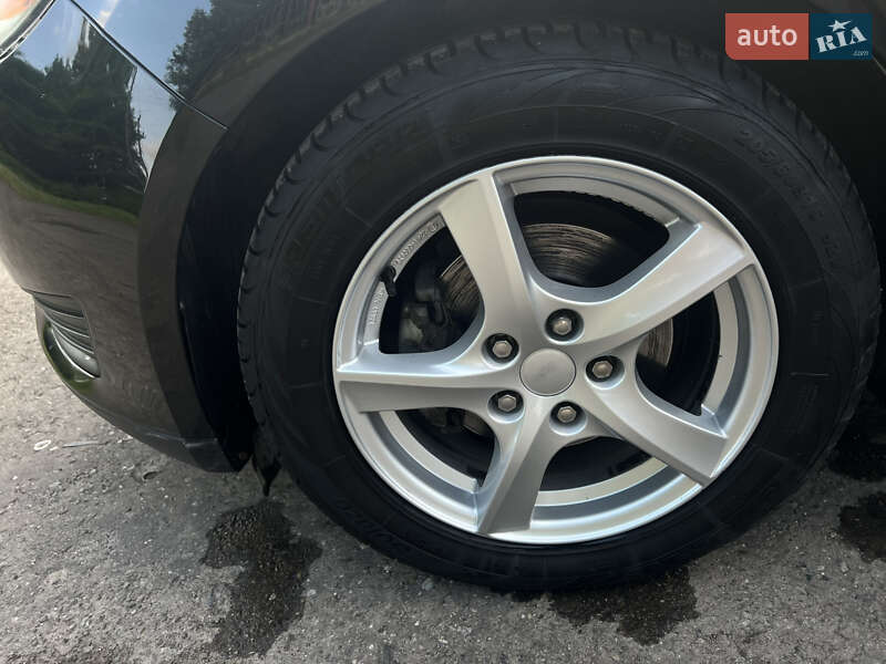 Седан Ford Focus 2016 в Бучаче