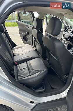 Седан Ford Focus 2015 в 
