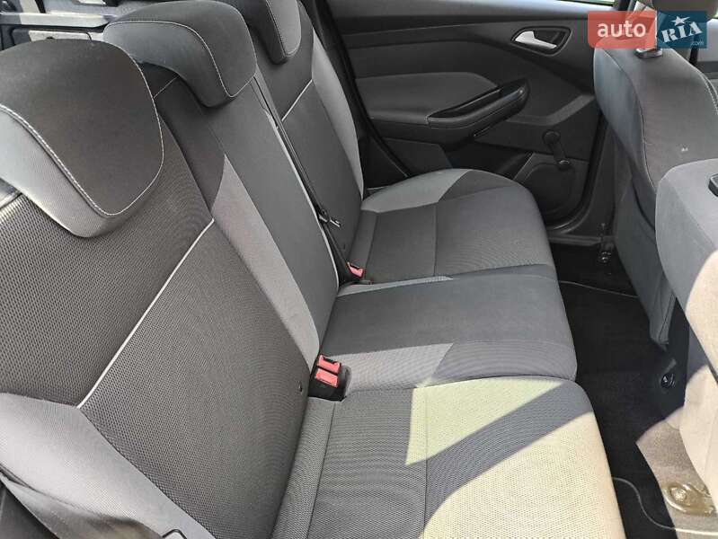 Универсал Ford Focus 2011 в Звягеле