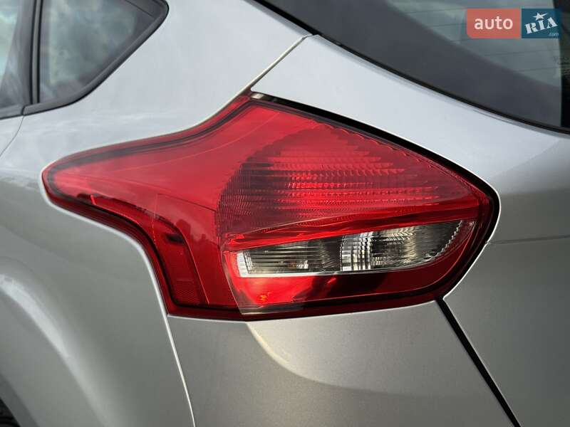 Хэтчбек Ford Focus 2016 в Хмельницком