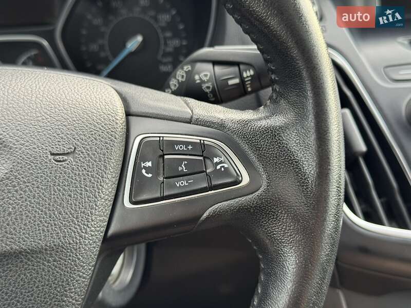 Хэтчбек Ford Focus 2016 в Хмельницком
